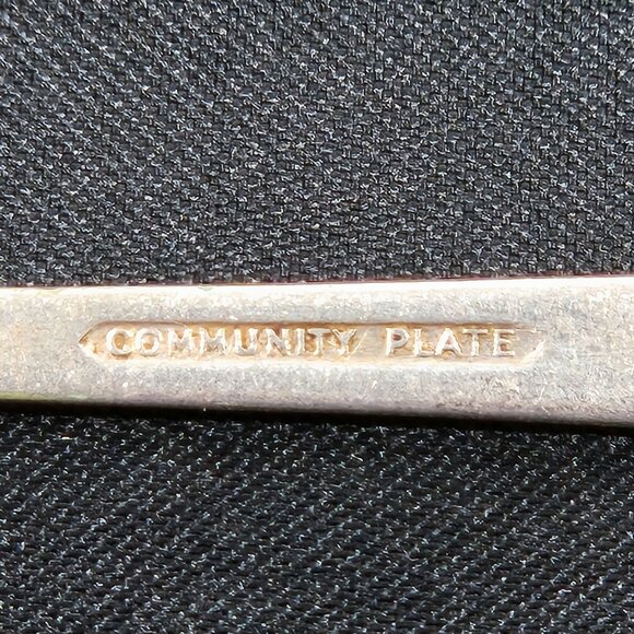 Vintage Oneida Community Plate Silverplate 4 Teaspoons Coronation Pattern - Picture 4 of 10